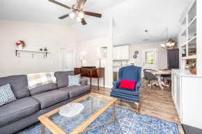 Cozy Pet friendly home-Raleigh